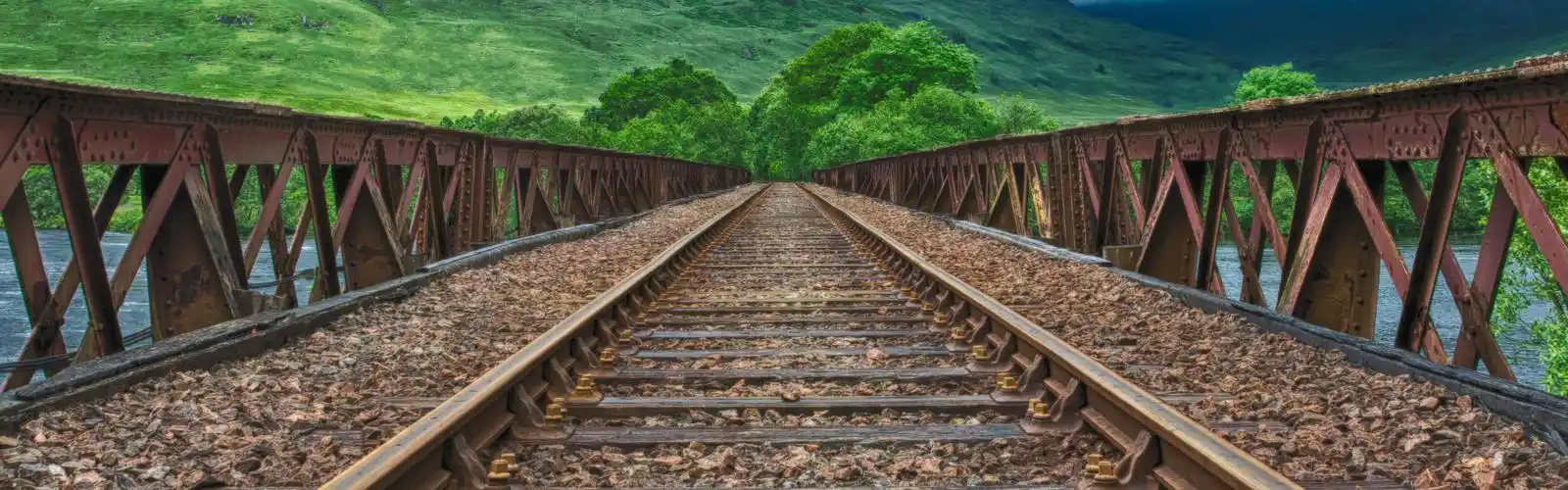 铁路,山脉,绿色,hdr风格 壁纸 - 3840x1200 双屏全景