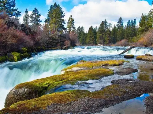 描述: 瀑布流-风景高清图片壁纸 当前壁纸尺寸: 1600 x 1200