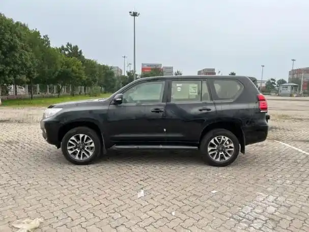 2022款丰田霸道4000txl九气现车65万_凤凰网汽车_凤凰网