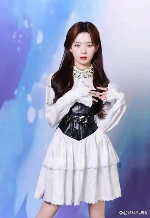 陈卓璇美图上线,清纯可爱又撩人