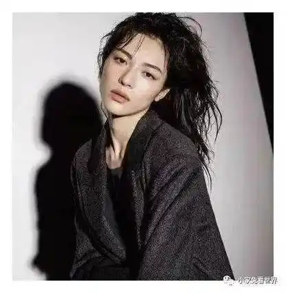 钟楚曦和萧敬腾是亲兄妹,那钟楚曦和钟楚红呢?_表演_网友_五官