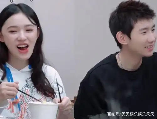 赵今麦初次见王源,有谁注意她对王源的称呼?果然还是个孩子