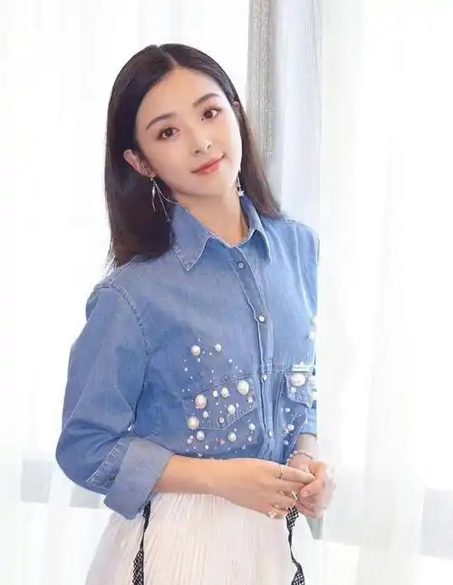 张含韵胖成昔日贾玲!膀大腰圆还有双下巴,酸甜女孩竟变村妇大妈