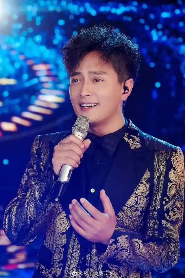 内蒙古这名歌星,凭啥连续5年登上央视春晚舞台?