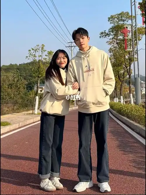 175150这个情侣卫衣太好看了06简约韩系