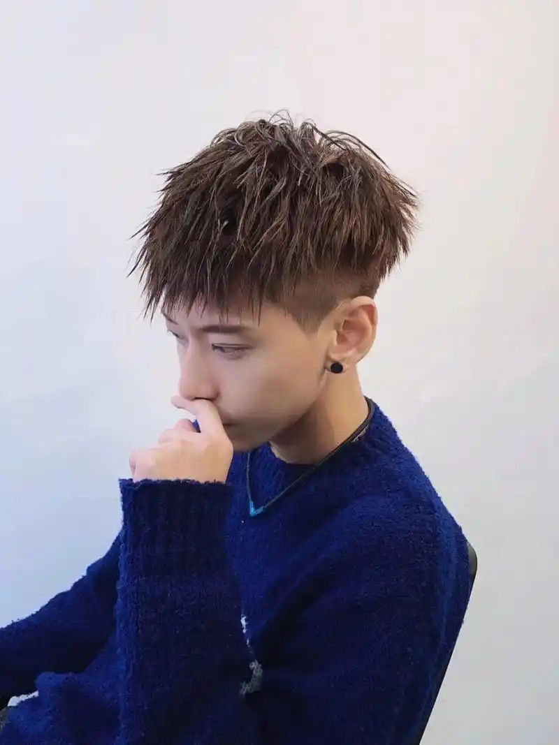 适合冬天懒懒的男生  南京instyle  instyle薛海 渣男烫 钢夹烫