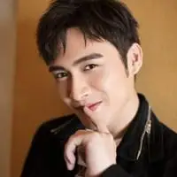 张彬彬帅气图片头像【点击鼠标右键下载】