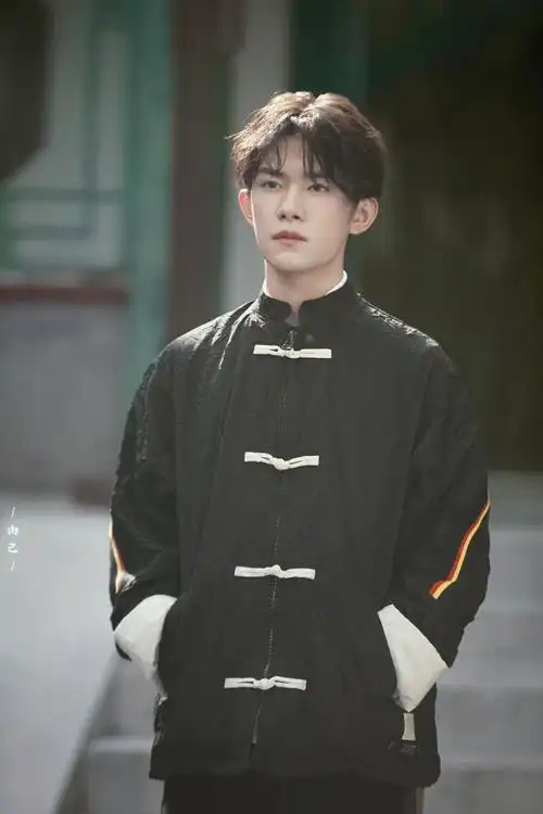 关注3月7日 12:02ponystil马尾辫