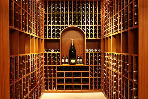酒窖图片