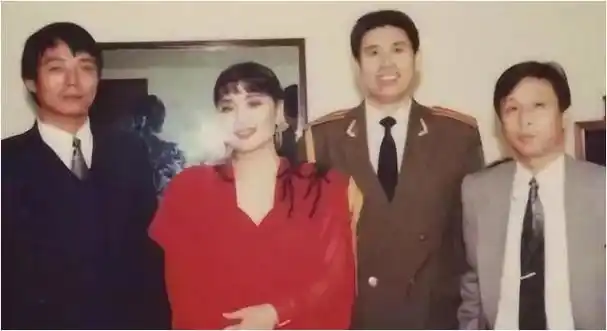 殷秀梅:一婚匆匆,42岁再嫁法国贵族,68岁无儿无女却活出自我!