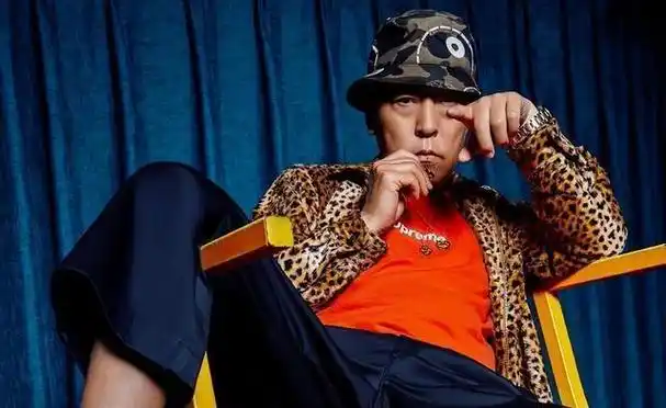 倪大红:一路好好走,事实证明,如今的他早已走上另一条"大道"