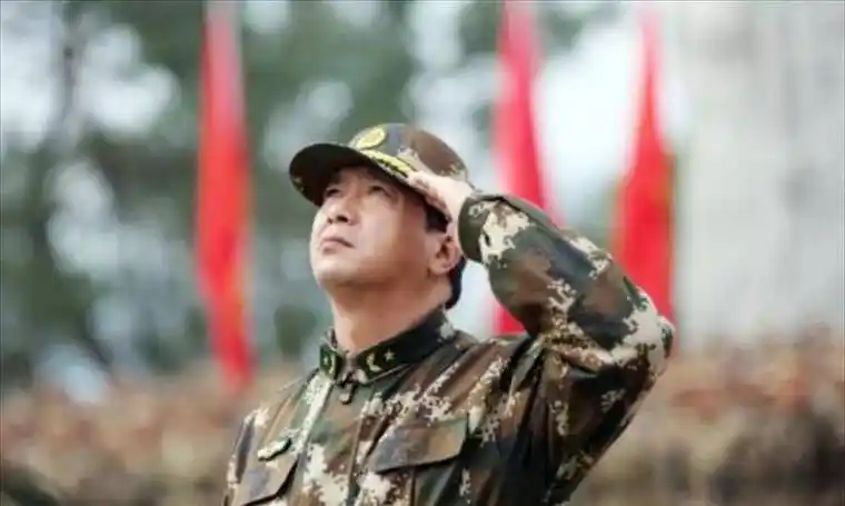 从团级到副军,王英洲被提拔连升三级,张震中将对他赞赏有加