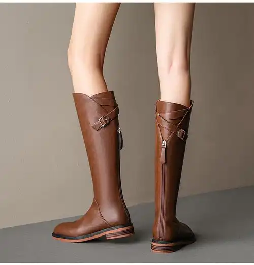 moedu轻奢侈品牌女靴长筒靴不过膝时装靴2022年秋冬季新款复古低跟