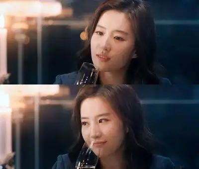 电影《露水红颜》饰演邢露