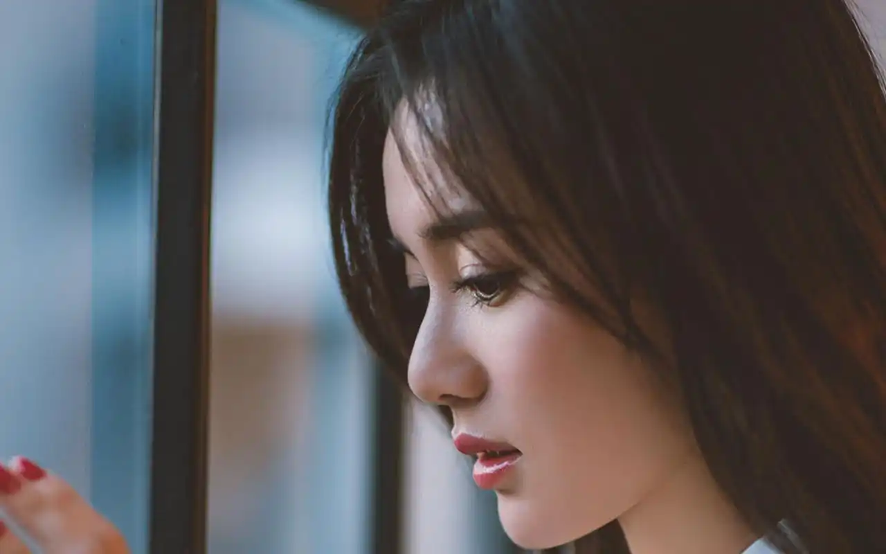 首页 桌面壁纸 大陆明星 氧气美女江铠同优雅迷人写真图片桌面壁纸