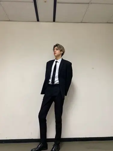 i西装速速进来看帅哥