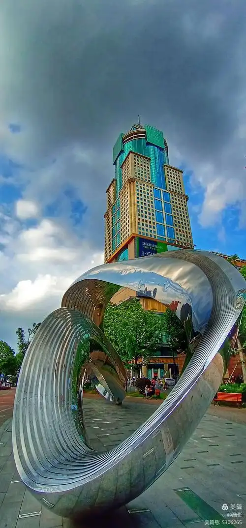 手机随拍漫步三镇——江汉路佳丽广场风光