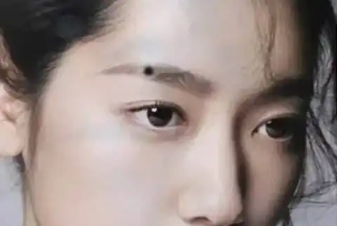 眉毛有痣,女人右边眉毛上有痣的情况分析