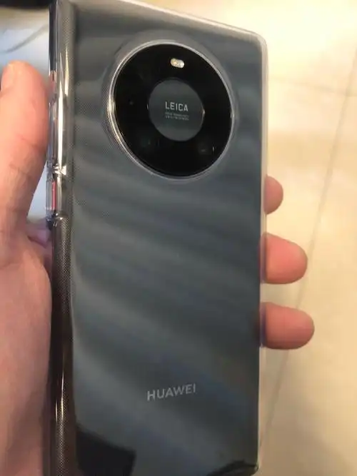 华为mate40pro屏幕求助