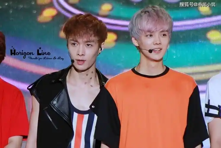 exo回忆杀!鹿晗和张艺兴同款发色点燃粉丝热情_人们_音乐_时期