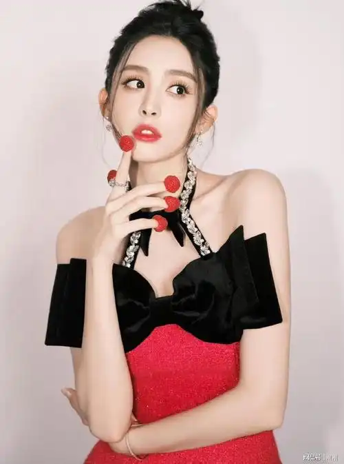 十指草莓古力娜扎