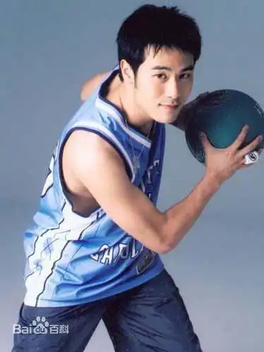 从地球先森到小火炬 新晋男神陈亦飞成圈粉利器 陈亦飞个人资料