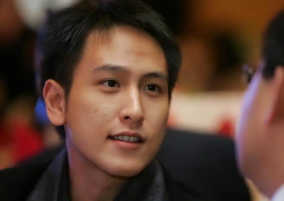 汤臣二公子汤珈铖的忧郁人生