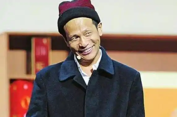 宋小宝晒"校草照"成功"洗白",龙凤胎高颜值,专挑父母优点长_本人_照片