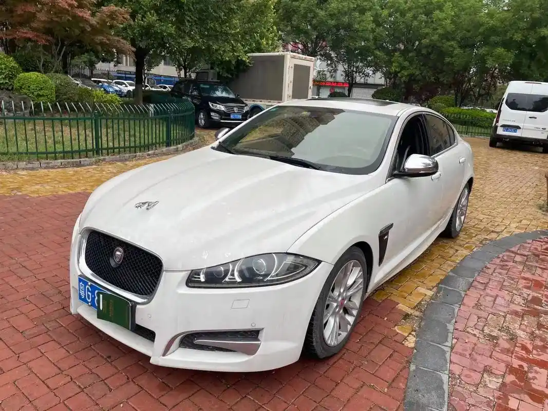 x万,15年全进口捷豹xf,3.0v6轿跑,新车69.8万