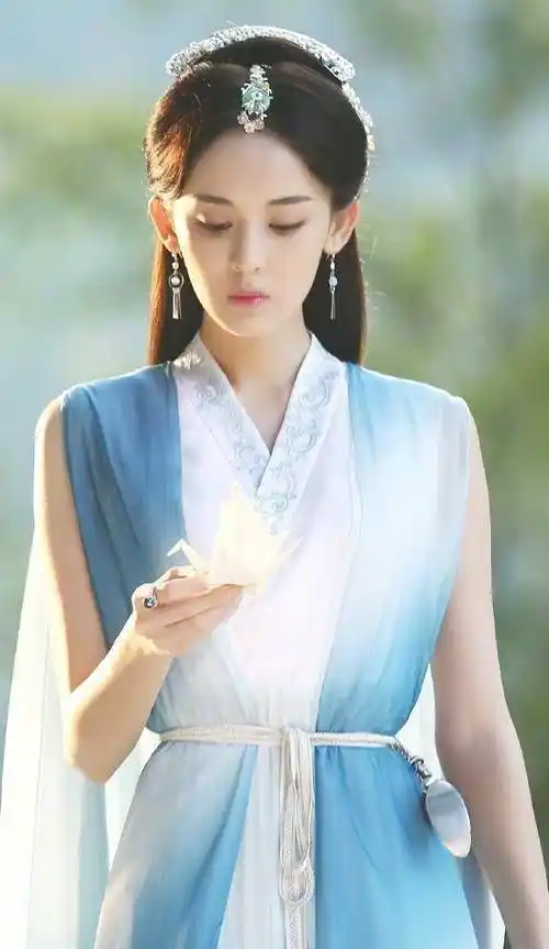 古力娜扎公开保养术,4招教你养出"仙气白瓷肌"_肌肤_电视剧_教学