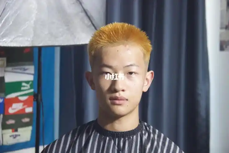 金色寸头染00#hiphop  #barbershop  #兰州barbershop  #染发