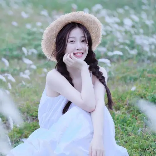虞书欣头像 -快来pick她吧! -图源于网络/拿图点赞评论/侵权删
