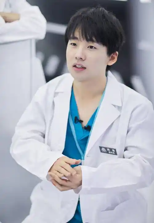 娱乐点评:赵丽颖,蔡徐坤,杨紫,关晓彤,郭麒麟,鞠婧祎_认可_类型_都会