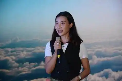 回顾:浙江女人丈夫去世,她的快递公司被马云收购,凭啥