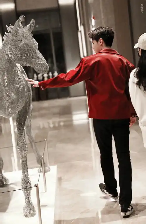 任豪 认真努力积极向上