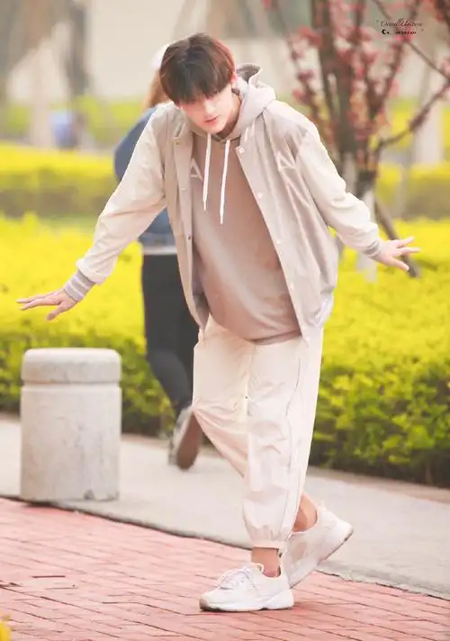 哇唧唧哇翟潇闻,其实可爱又迷人