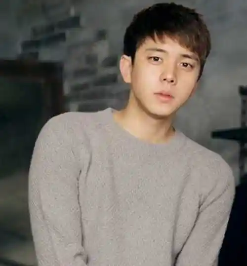 男生齐刘海短发4