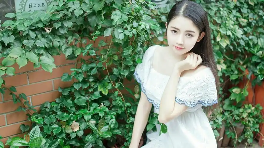 气质清纯女孩壁纸
