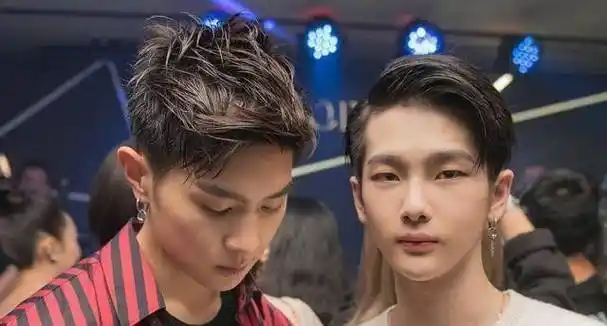 "签证兄弟"实力相当,马伯骞化身周震南的小迷弟_好朋友_演艺圈_赛场