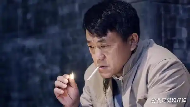 再看何冰,才明白一顿饭就和海归同学闪婚,到底有多幸运