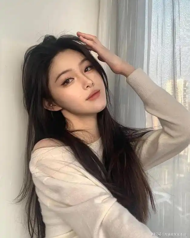 今日养眼美女,国产网红阿宅,性感与清纯并存,五官精致|脸蛋|瓜子脸|大