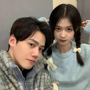 2022年最火爆的真人情侣头像双人图片一对两张情头高清最新图片