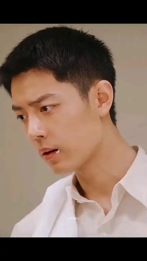 肖战#寸头又野又性感