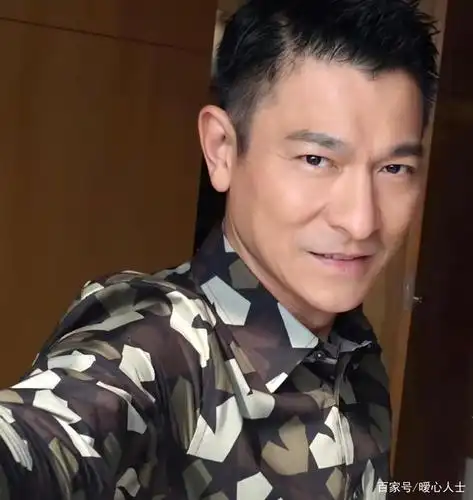 整理了一组刘德华的稀有照片,希望大家喜欢!