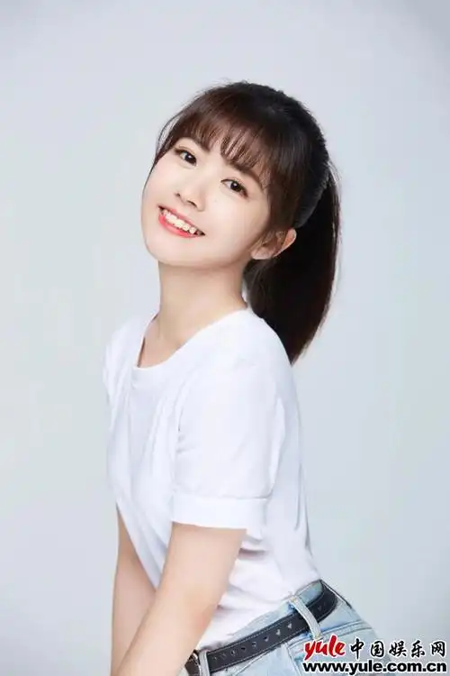 赖美云献唱2022北京冬奥会《听北京说你好》传递新青年力量