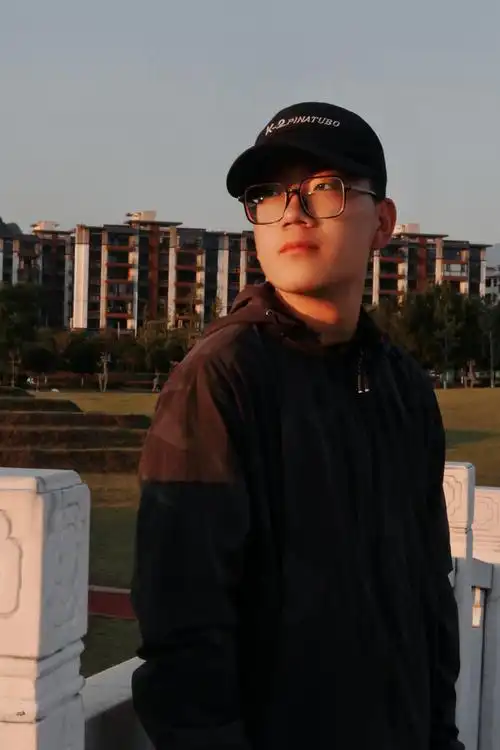 普通男孩的20年