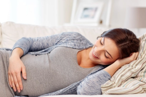 怀孕肚子两侧不舒服是怎么回事