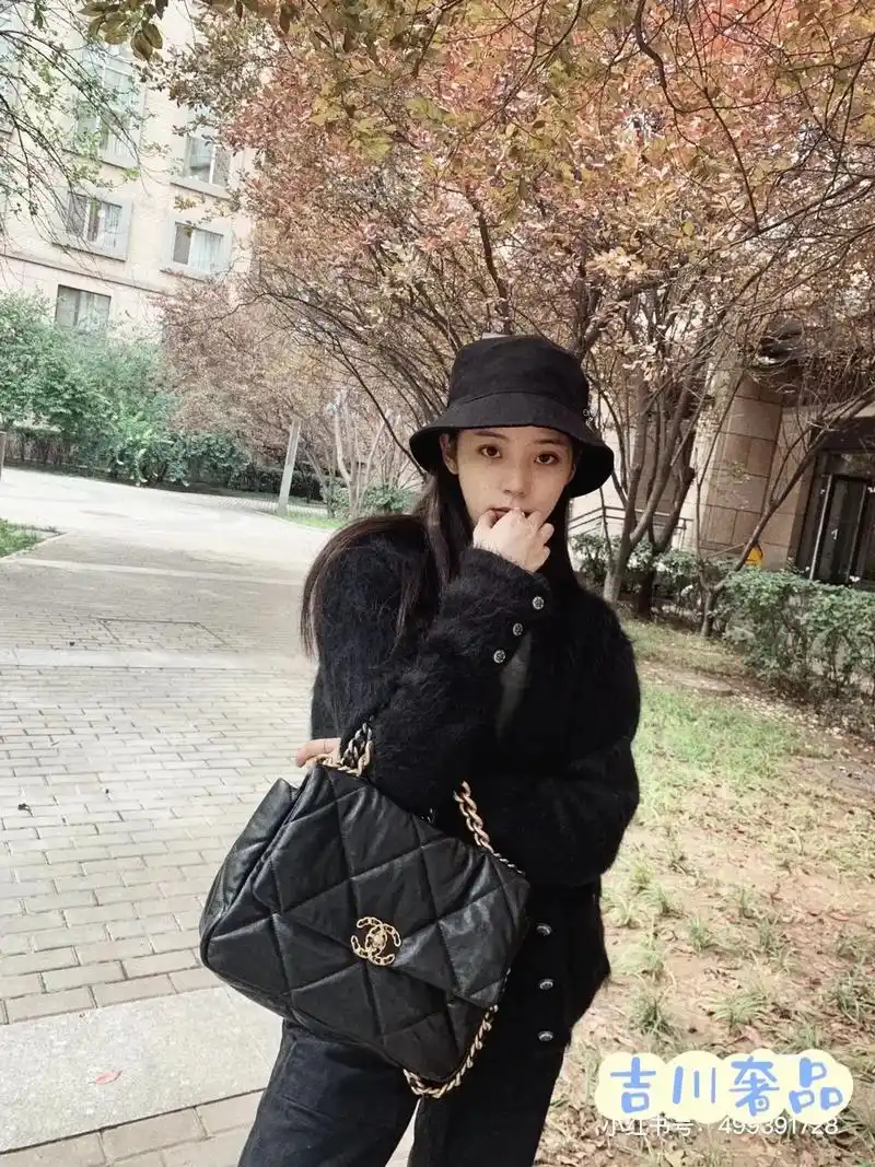 欧阳娜娜同款chanel 19bag.今日分享93chane - 抖音