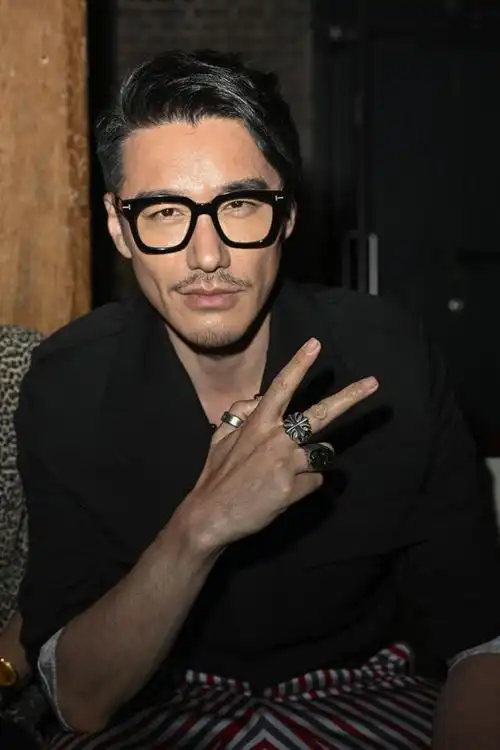 胡兵50万积分被东航清零后维权,引网友热议:积分制度是否合理?