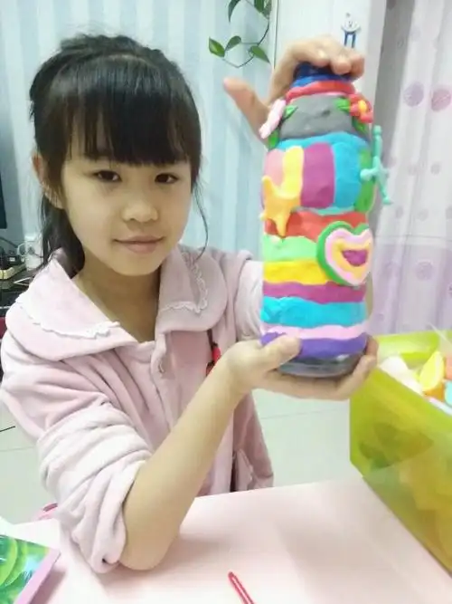 亲子同行,"乐"动起来——潍坊市实验小学居家亲子制作乐器沙锤